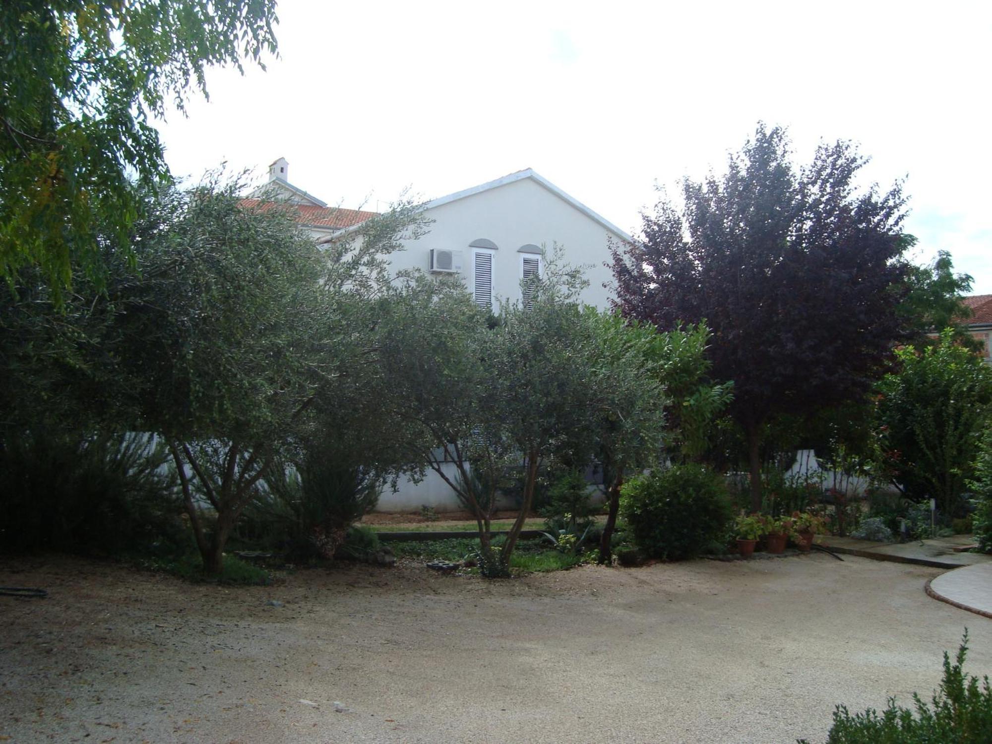 Apartment Eja *