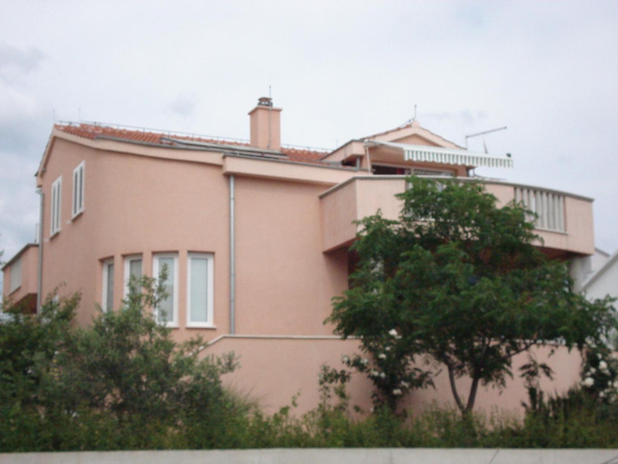 Apartment Eja *